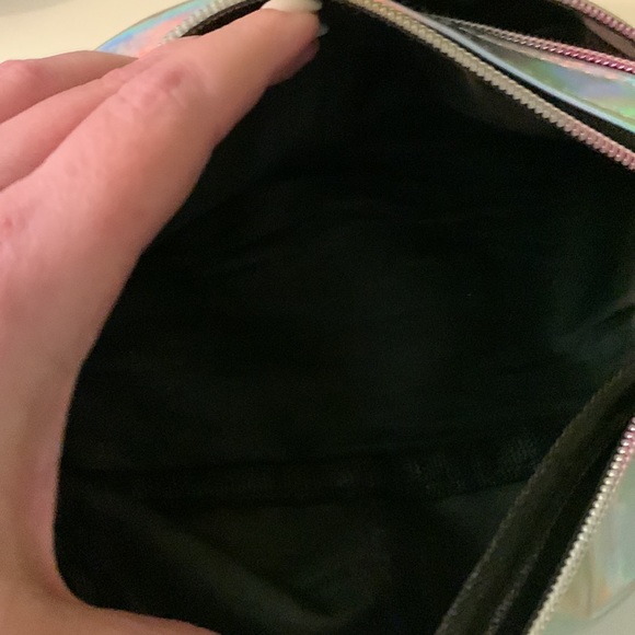 Waistbag ,holographic with rhinestone butterflies - Picture 7 of 10